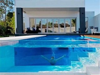 Customized transparent acrylic thick plexiglass sheet panel for swimming pool project